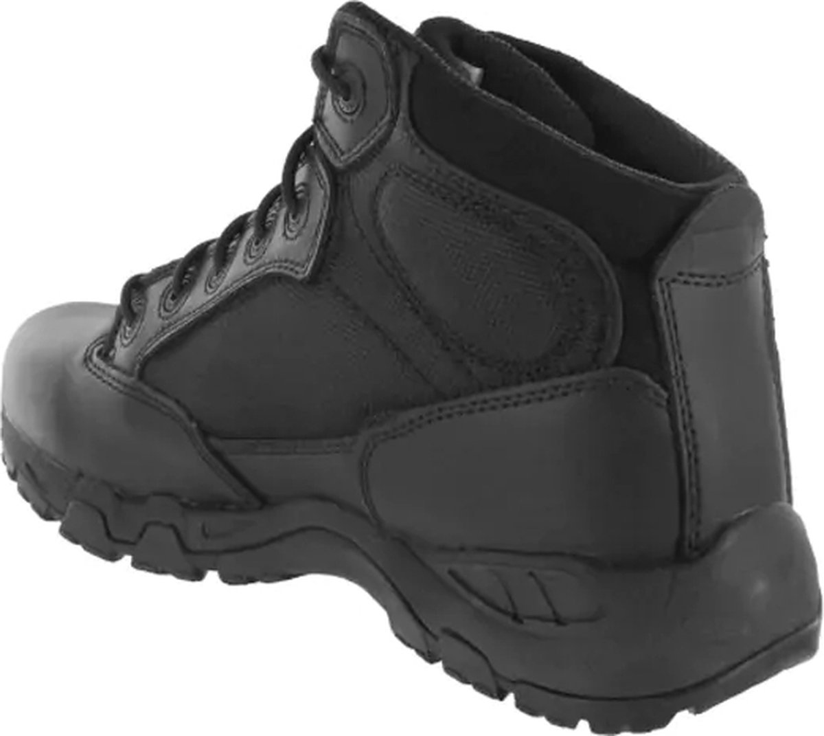 Stap in stijl en comfort met Magnum schoenen van topkwaliteit!
